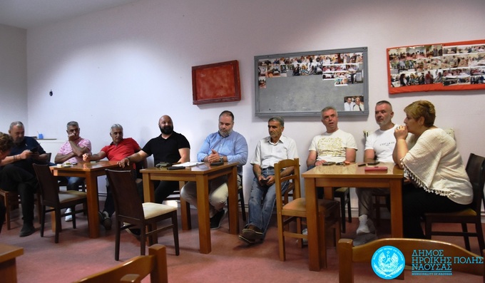 Φωτογραφία Διάλογος με τους κατοίκους και παρεμβάσεις με προοπτική στην Τοπική Κοινότητα Μαρίνας από τον Δήμαρχο Νάουσας